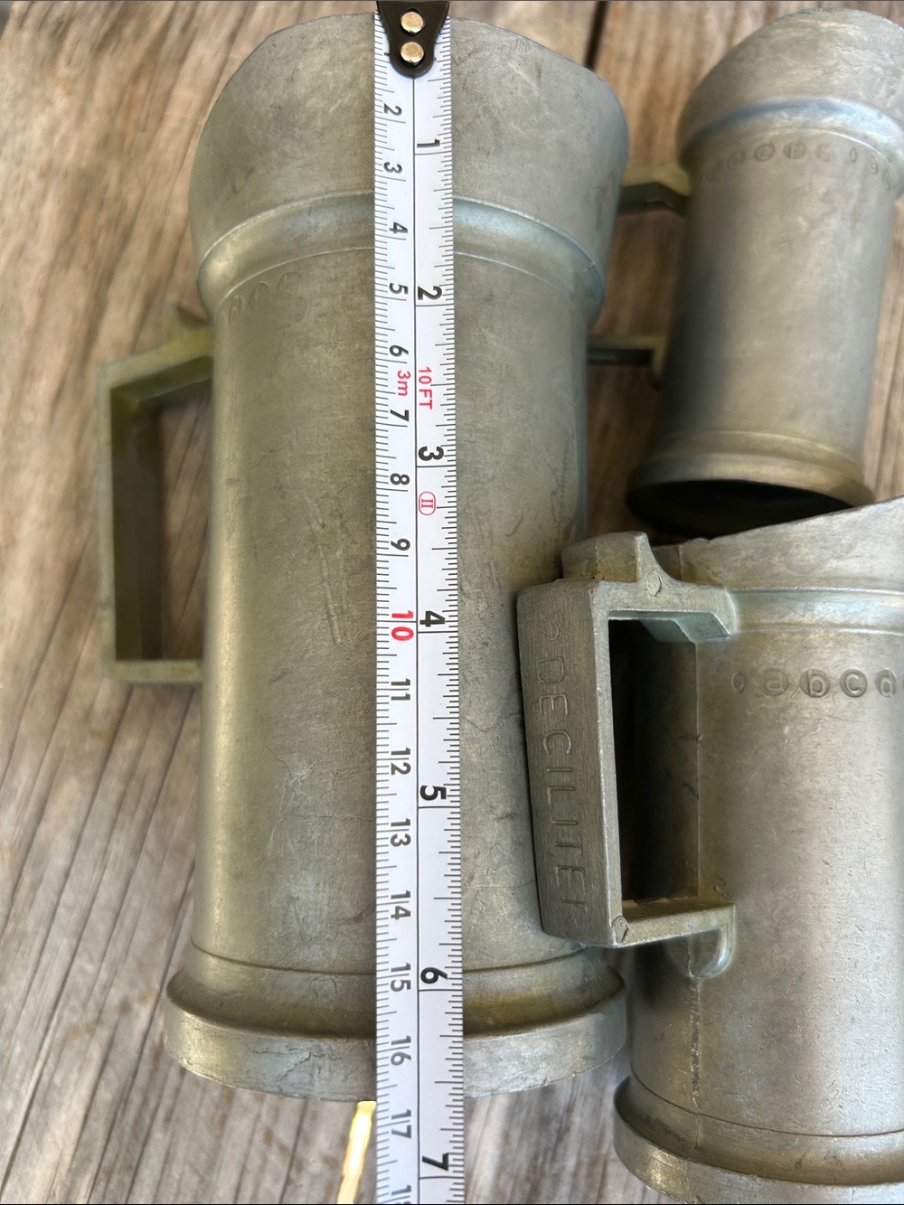 Three vintage pewter measuring jugs - Picture 5 of 7